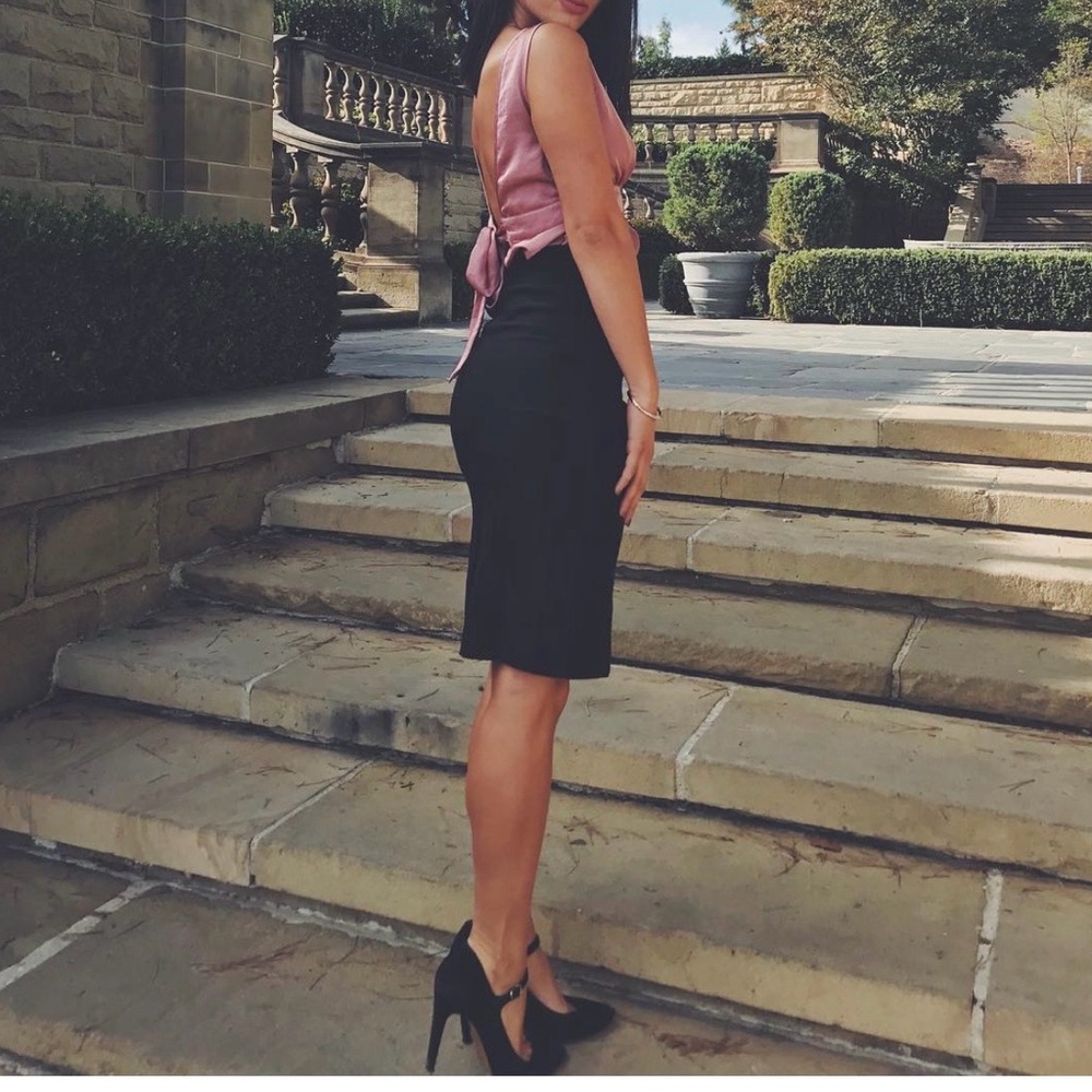 2 H&M Black and Navy Pencil Skirt Set
